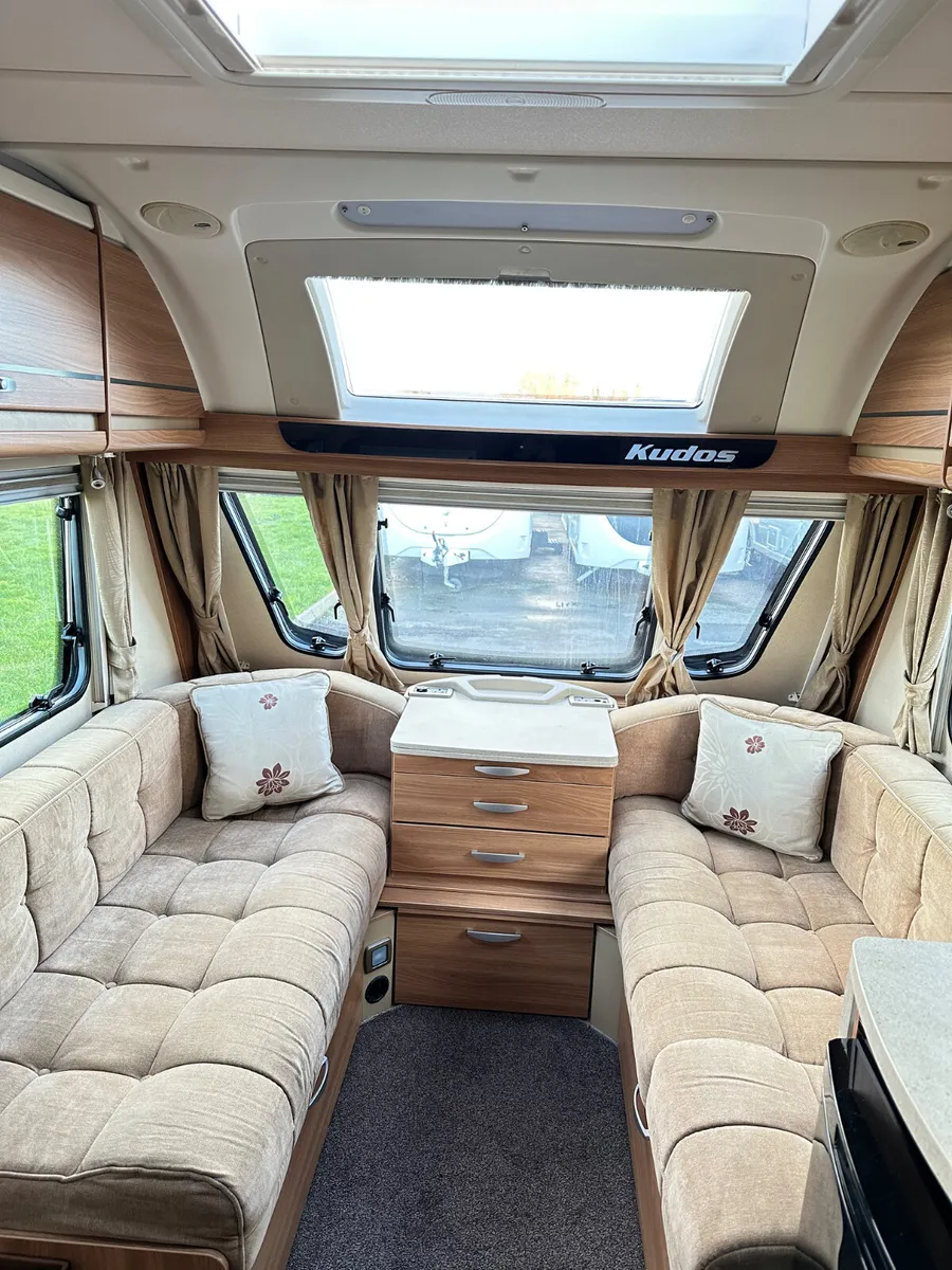 ✨BARGAIN SWIFT KUDOS 4 BERTH FIXED BED✨ - Image 3