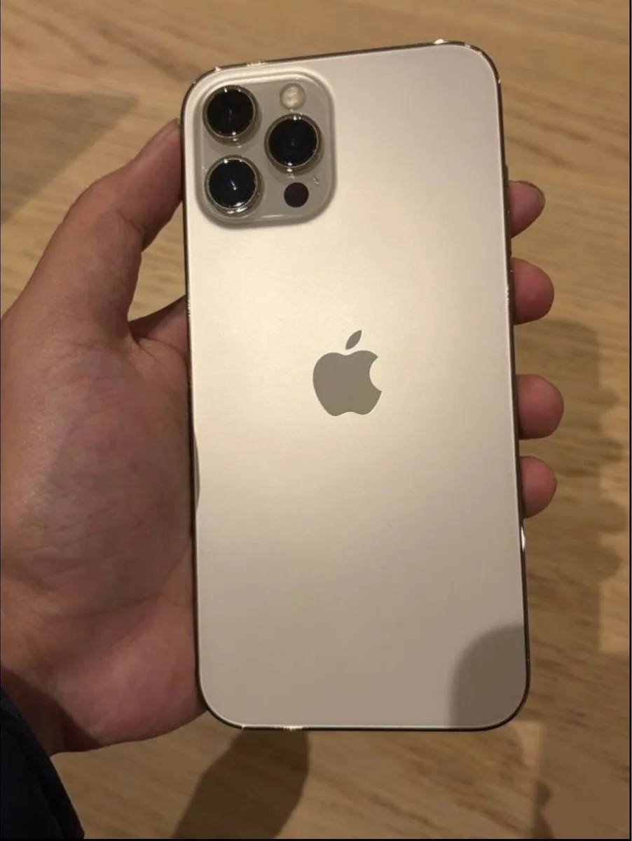 iPhone 12 Pro Max 128 GB Gold - Image 2