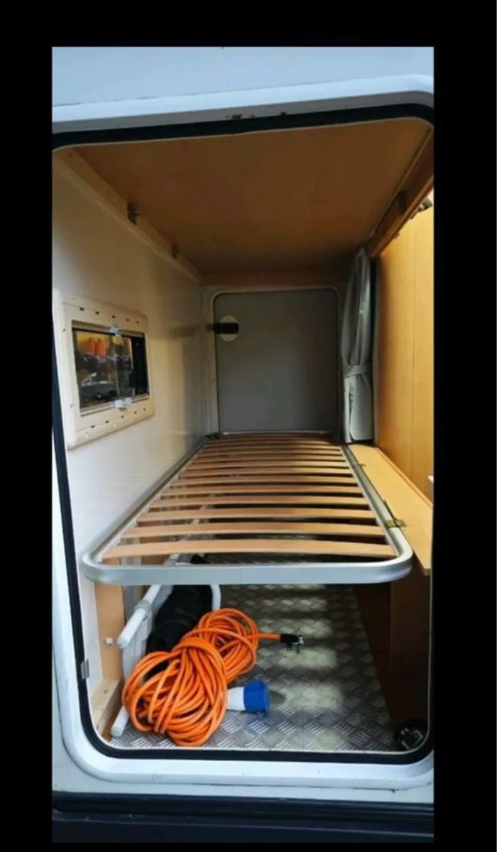 Campervan 2005 Fiat Ducato 6 Berth Motorhome - Image 4