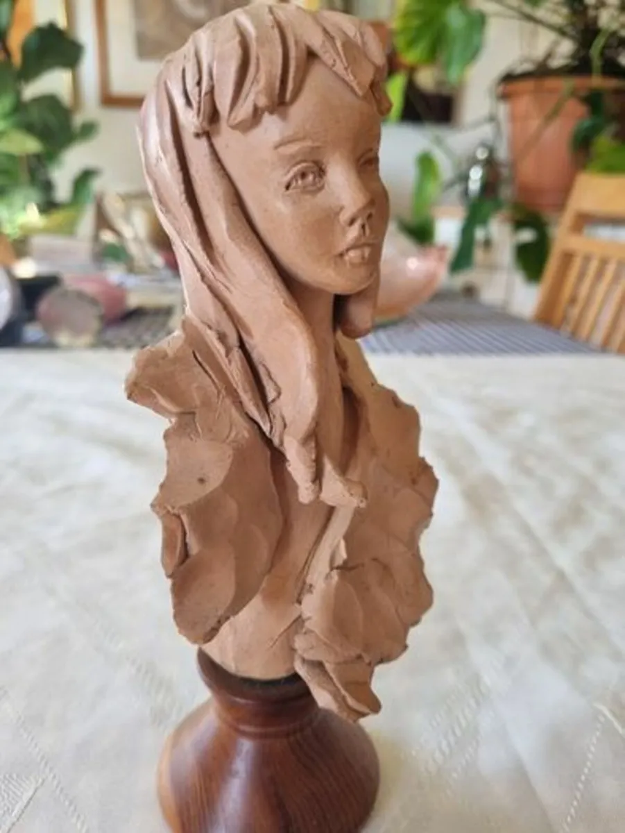 Clay Terracotta Bust of a woman - Image 2