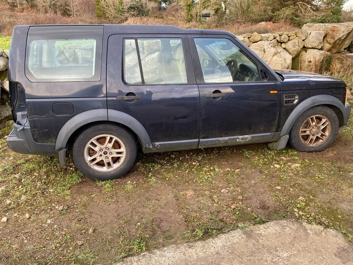 Land Rover Discovery - Image 1
