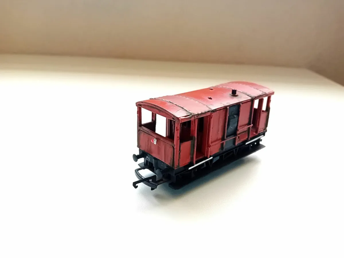 MODEL RAILWAY   IRISH  BRAKE VAN - Image 4