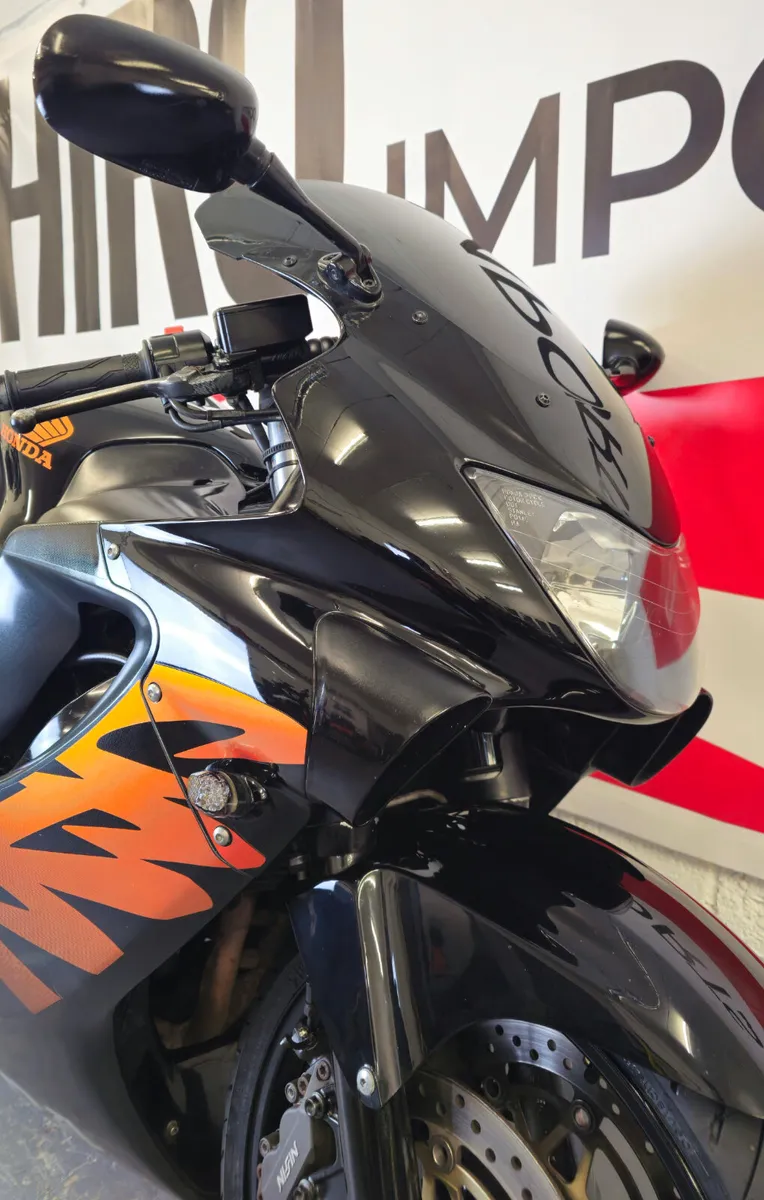 00 Honda CBR600F - Image 3