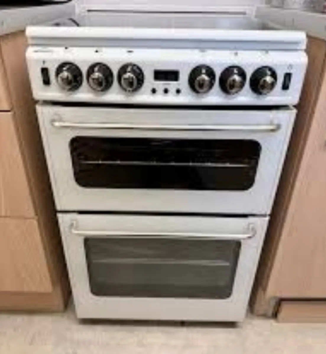 Gas oven and grill freestanding