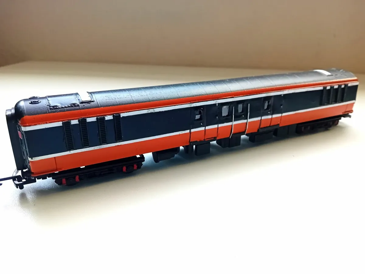 MODEL RAILWAY  IRISH   MK 2  D  GENERATER  VAN - Image 2