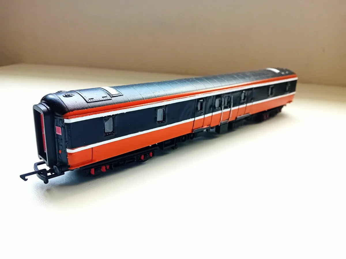MODEL RAILWAY  IRISH   MK 2  D  GENERATER  VAN - Image 3