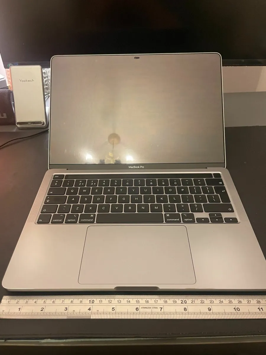 MacBook Pro "13 (2020 Intel i5 16GB RAM) - Image 4