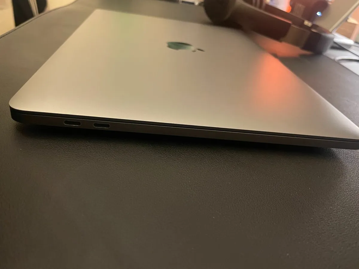 MacBook Pro "13 (2020 Intel i5 16GB RAM) - Image 2