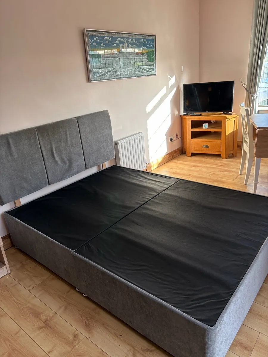 4’6” base for bed - Image 1