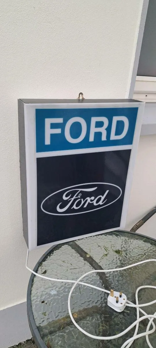 Ford light up sign - Image 1