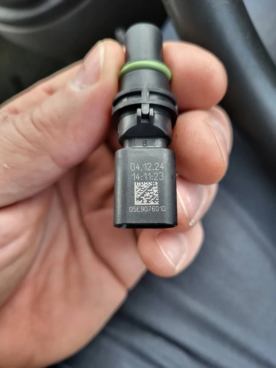 Camshaft position sensor vw,audi,seat,skoda - Image 3