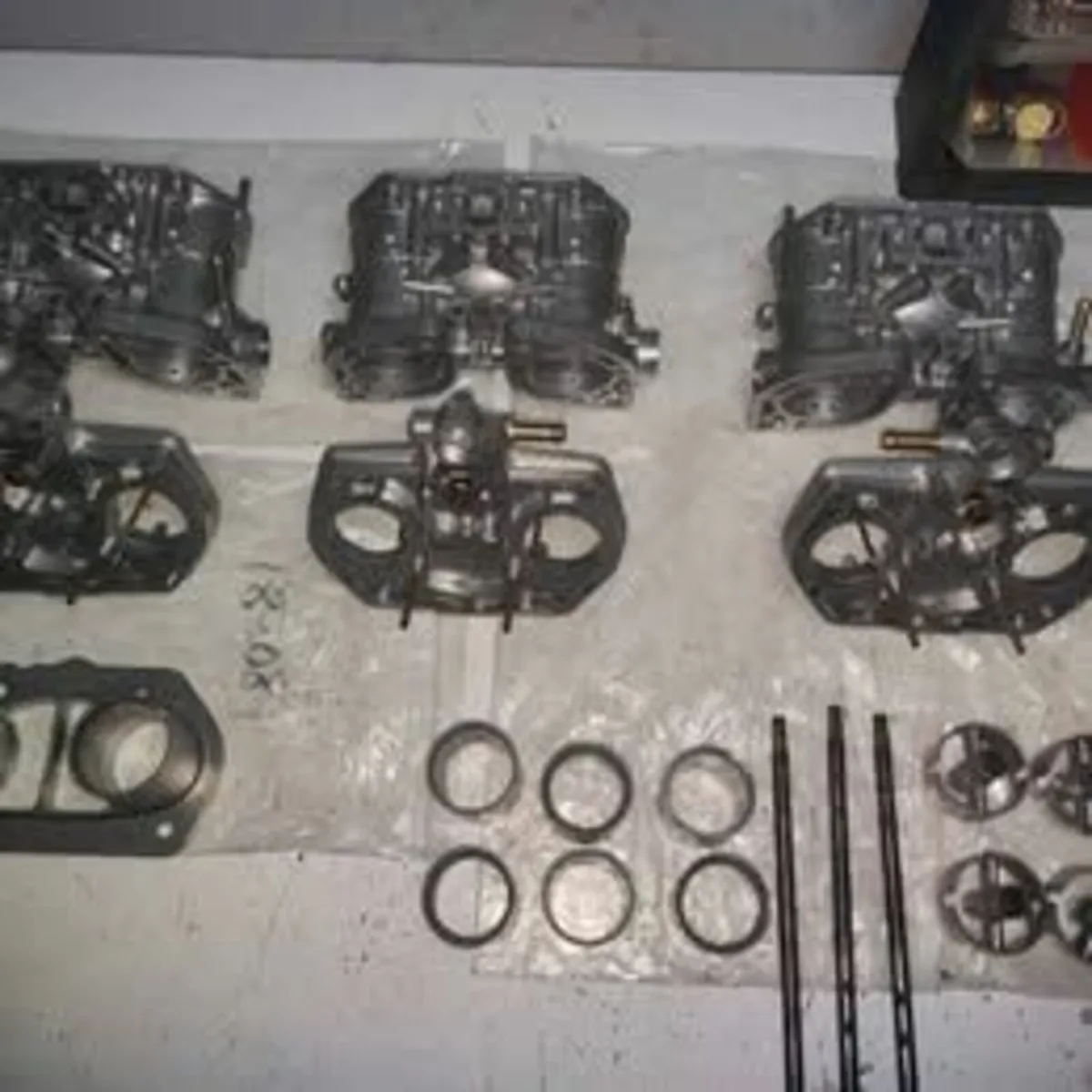 3 Weber IDF 40 Genuine Italian lot - Image 3