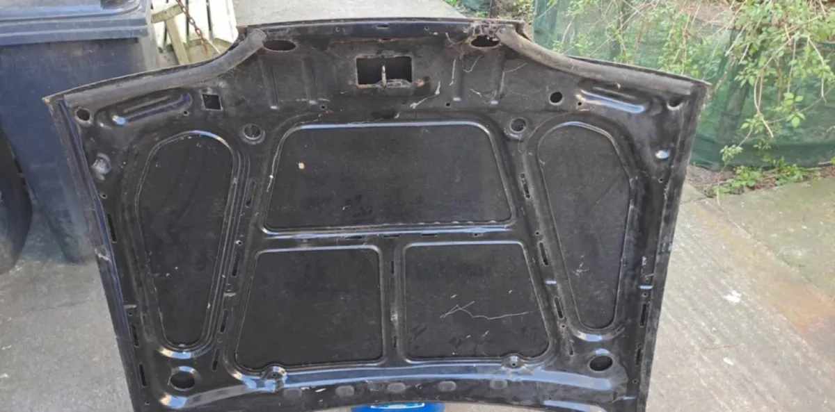 Ford Sierra hatchback bonnet - Image 2