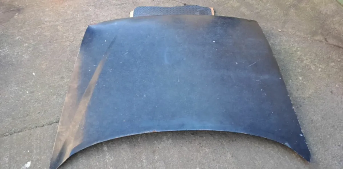 Ford Sierra hatchback bonnet - Image 3