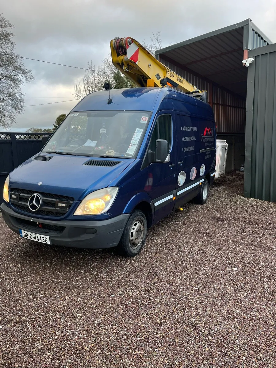 Cherry picker  hoist boom lift - Image 3