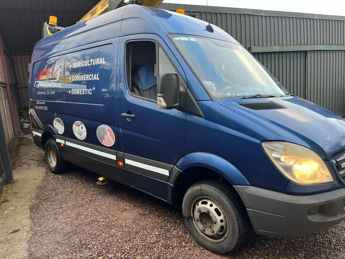 Cherry picker  hoist boom lift - Image 4