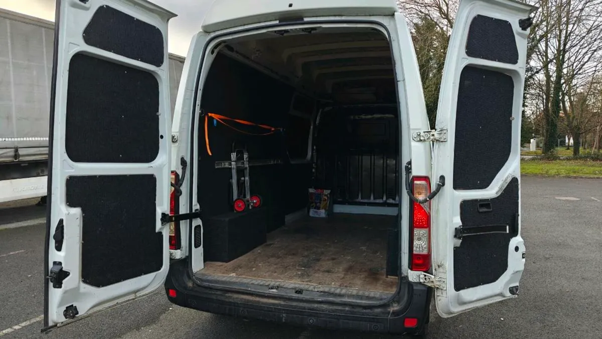 Man with a Van Dublin - Image 2