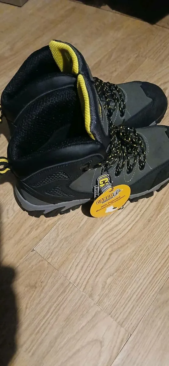 New cargo workwear boots - Image 1