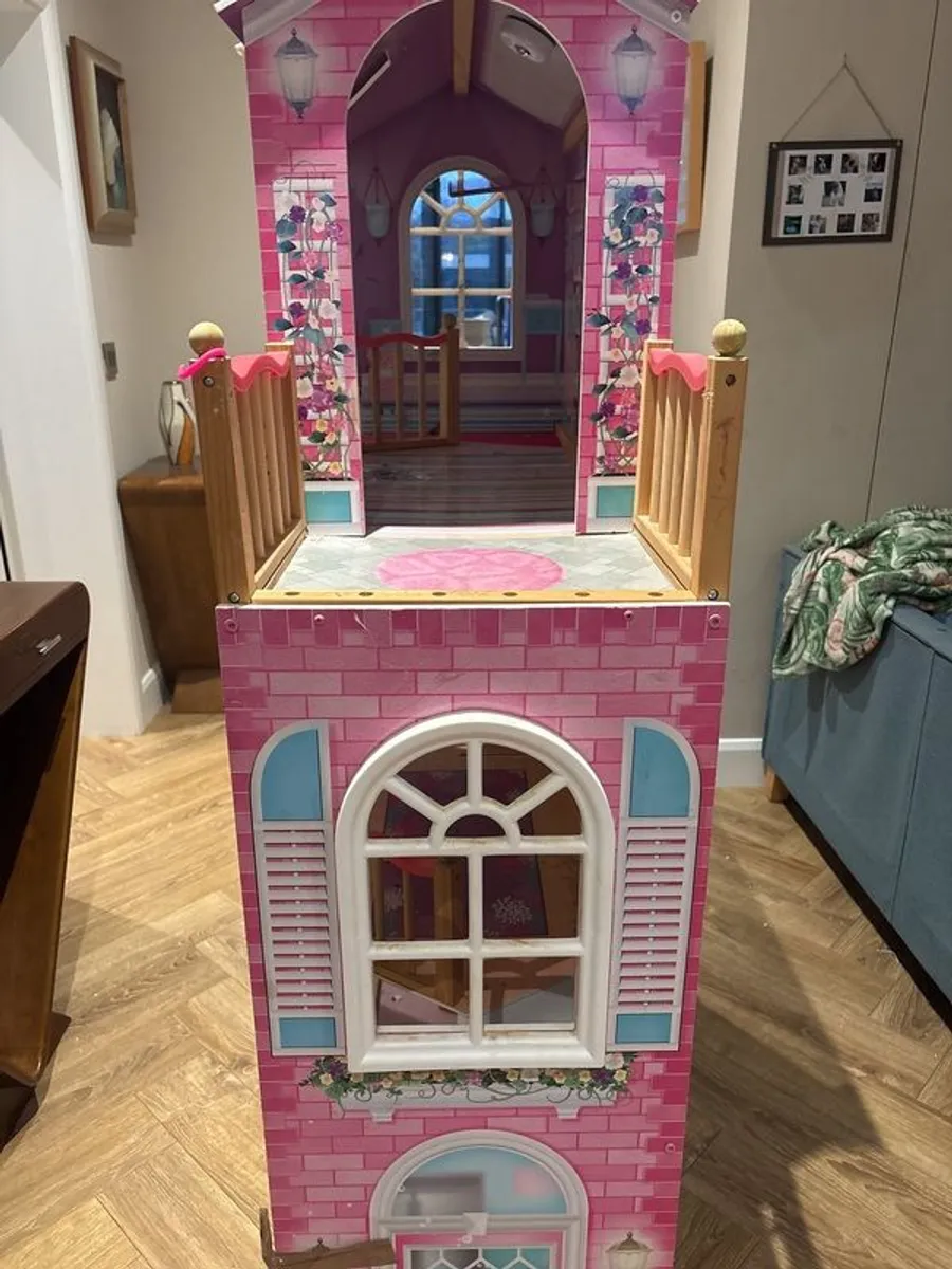 Dollhouse - Image 2
