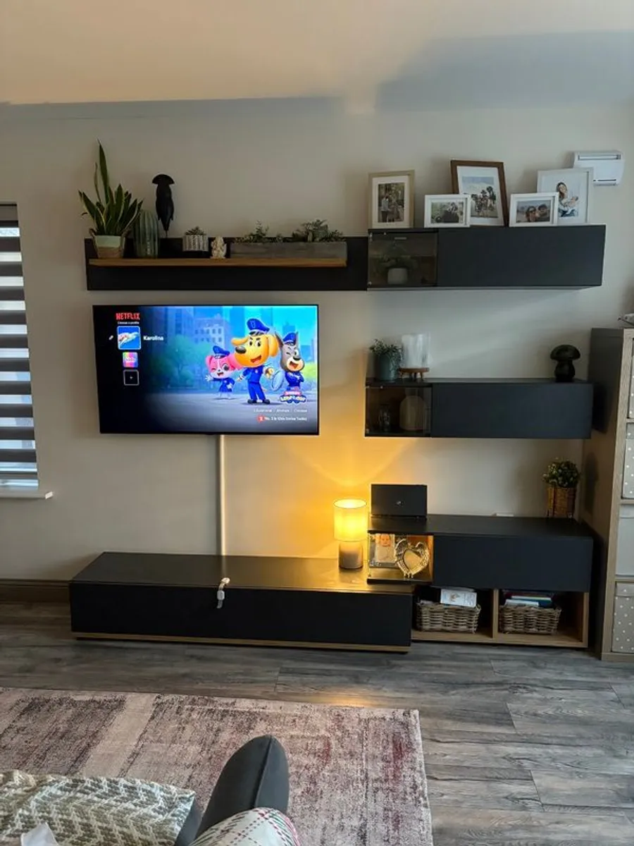 Media wall furniture - Image 2