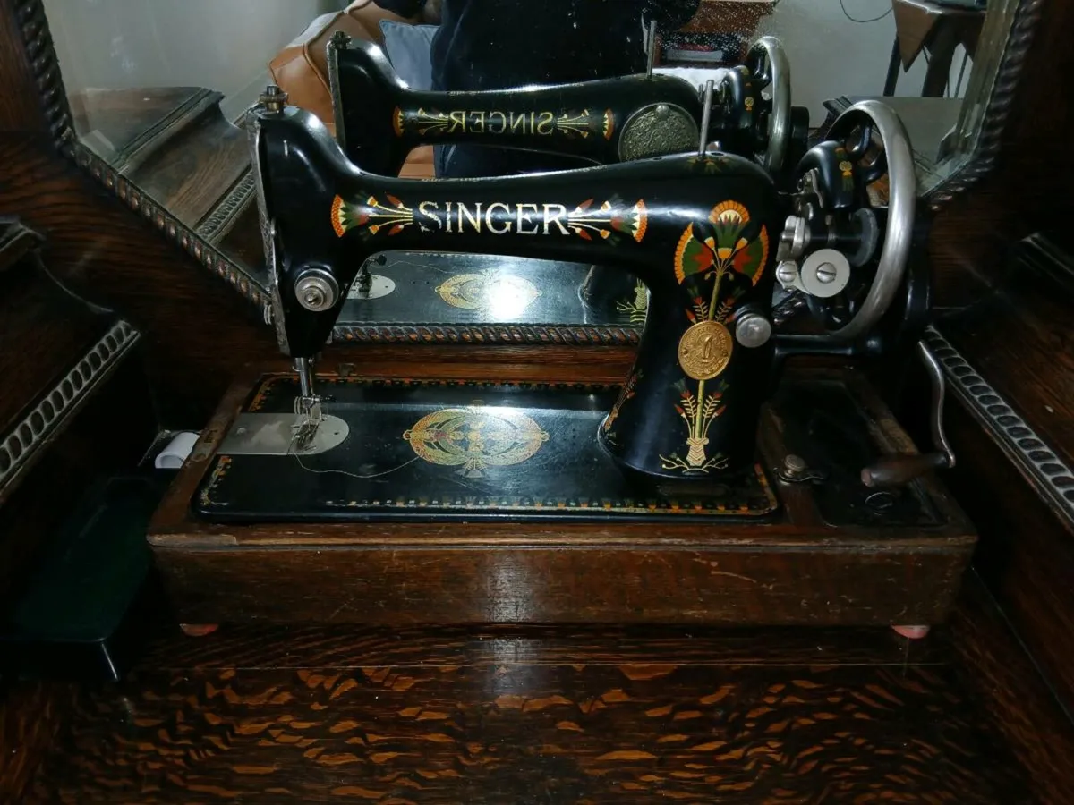 Singer Sewing Machine - Lotus 66k - Image 1