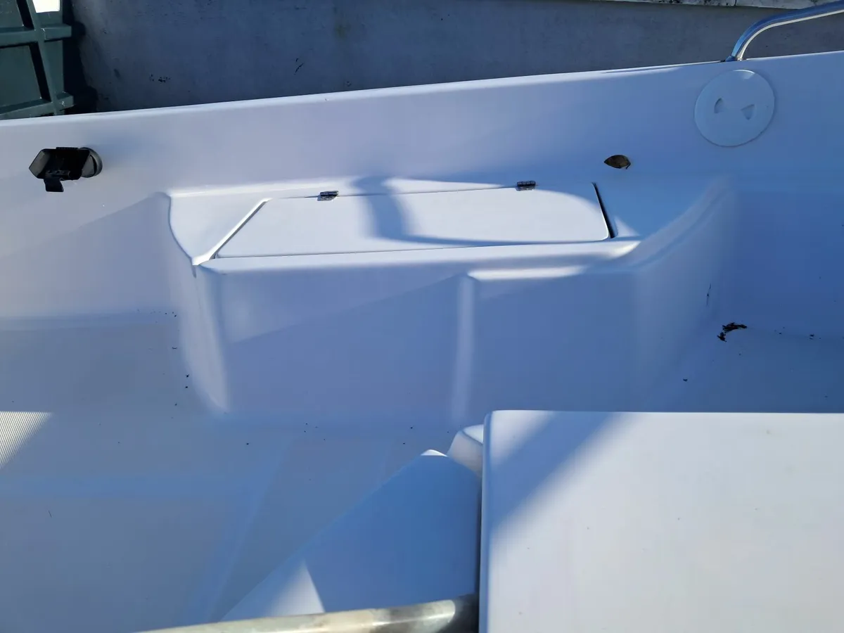 Poseidon 470 - Image 2