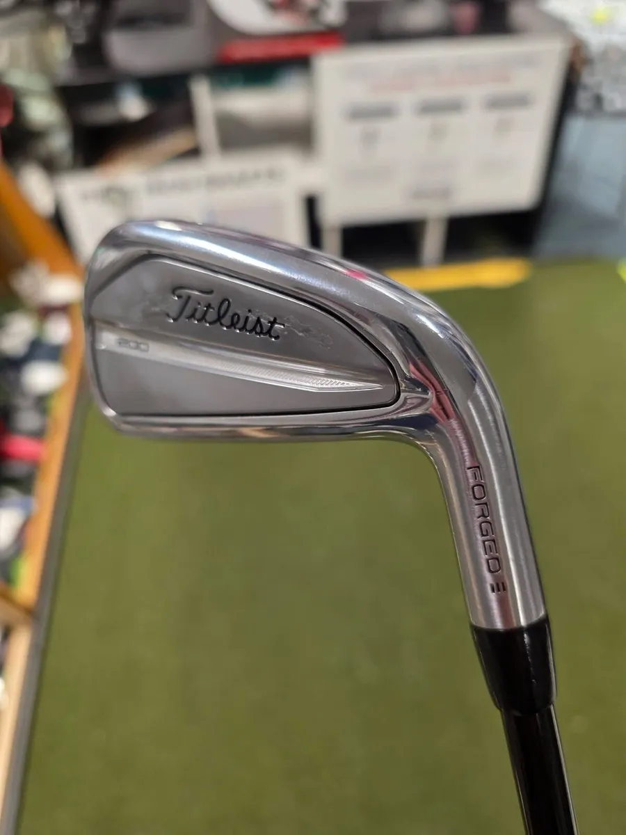 Titleist T200 3rd Gen Forged 2 Iron - Image 2