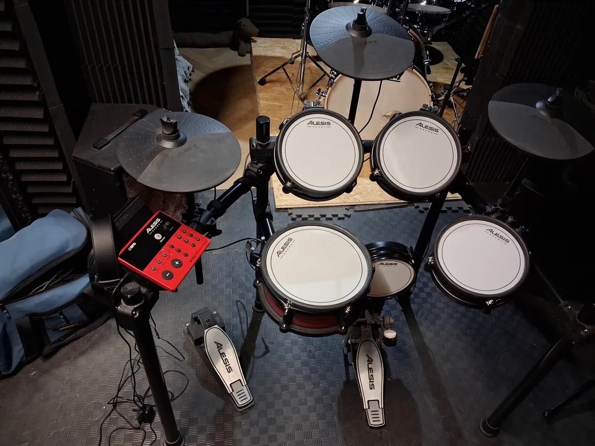 Alesis nitro max Electric drum set - Image 4