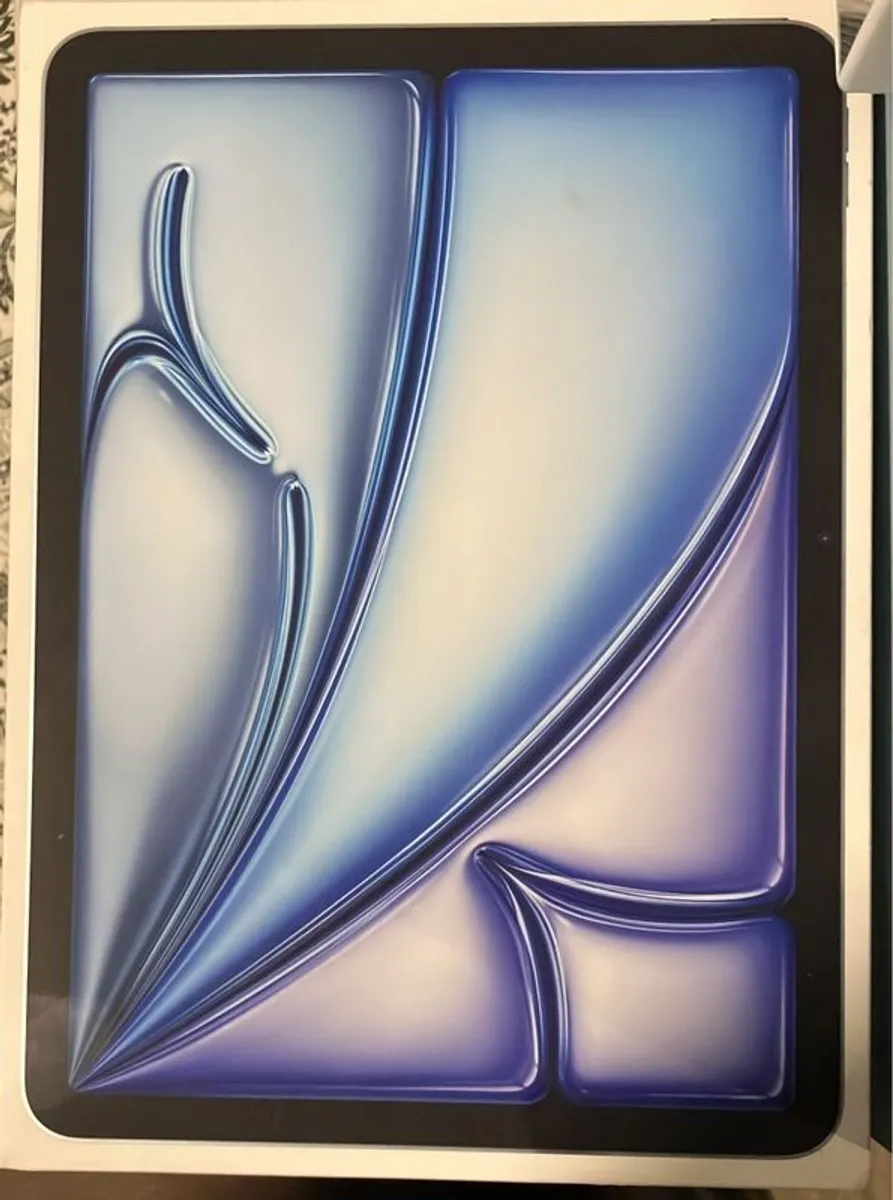 iPad Air 11-inch (M3) Wi-Fi - Image 1