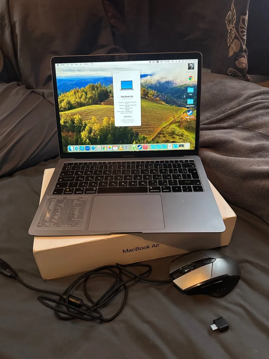 MacBook Air 13” Retina (2018) - Image 1