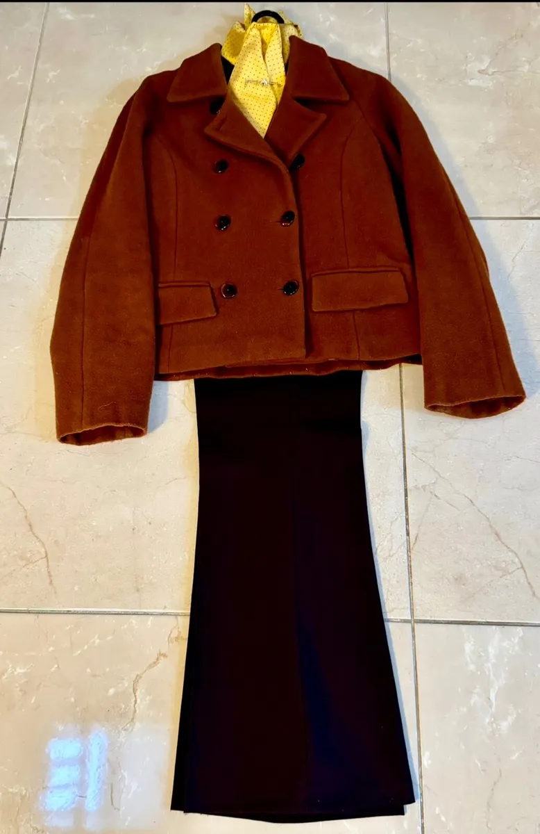 Ladies Lead Rein Show Jacket & Trousers x 2 - Image 2