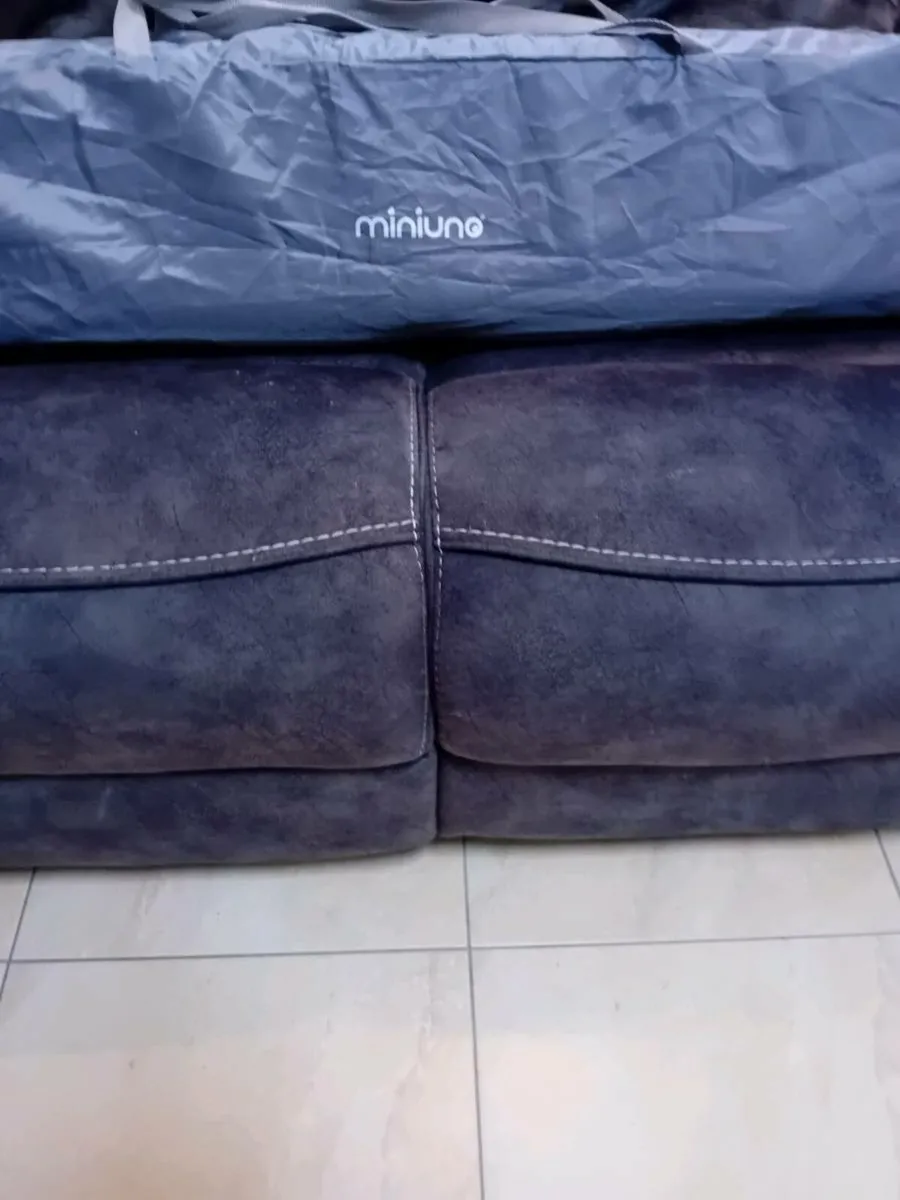 BABY TRAVEL COT IN HOLDALL BAG - Image 3