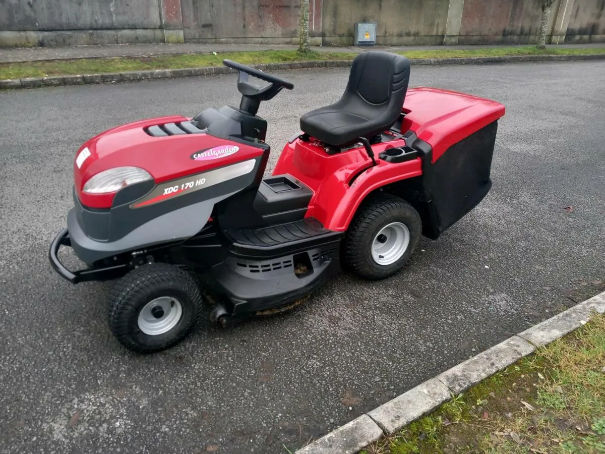 Ride on lawnmower - Image 3