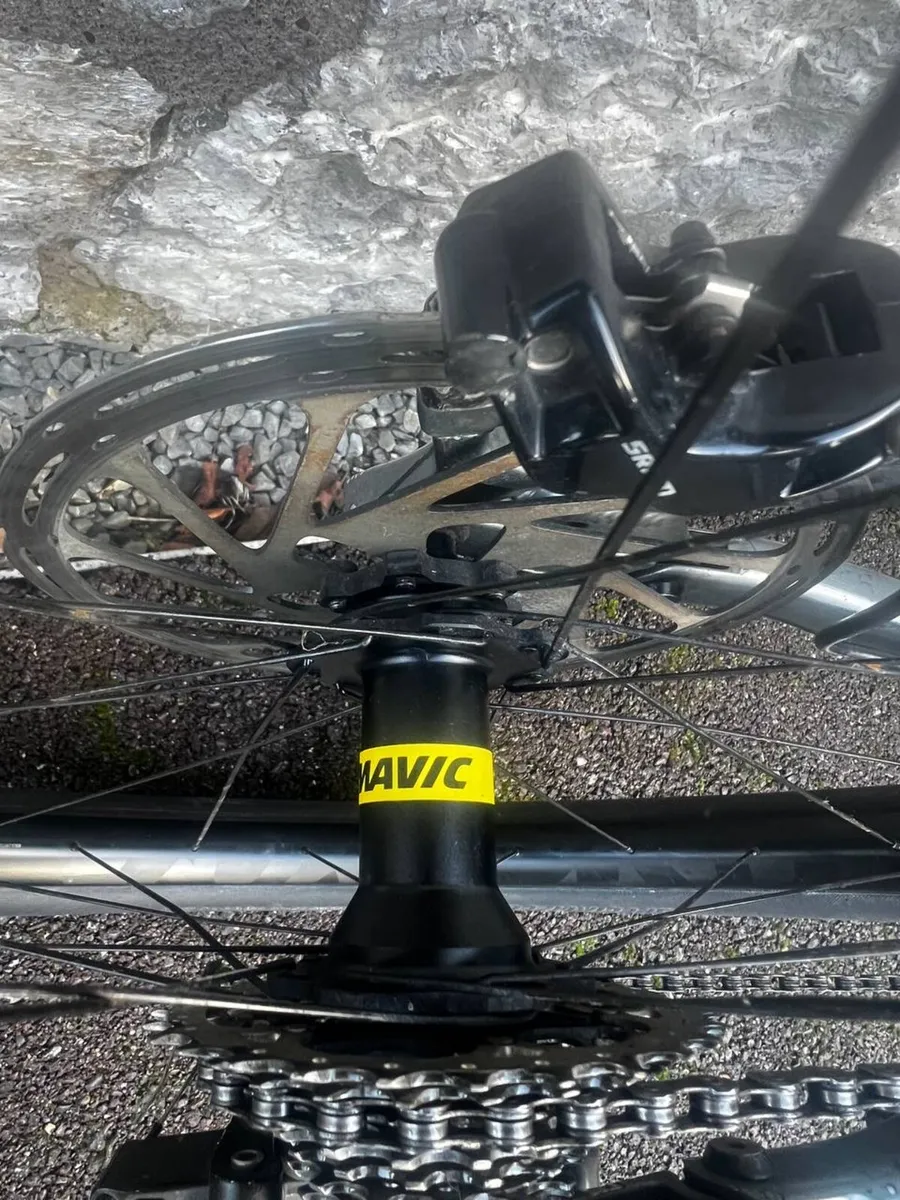 VITUS Downhill bike - Image 3