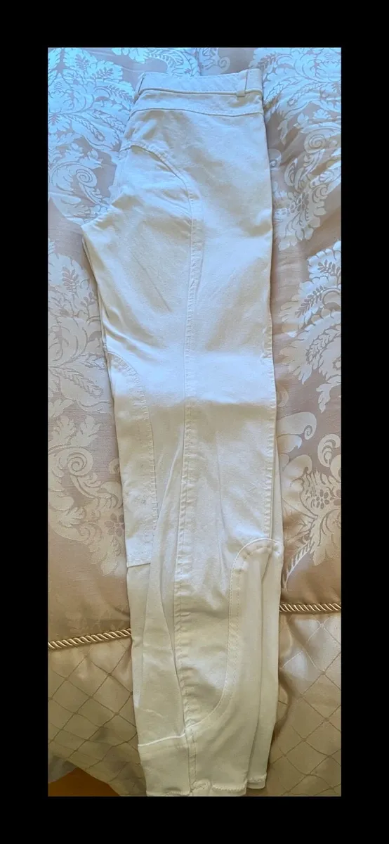 White Jodhpurs Children’s size 9-10years - Image 2