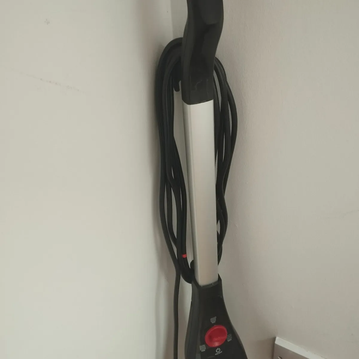 Vileda steam mop - Image 1