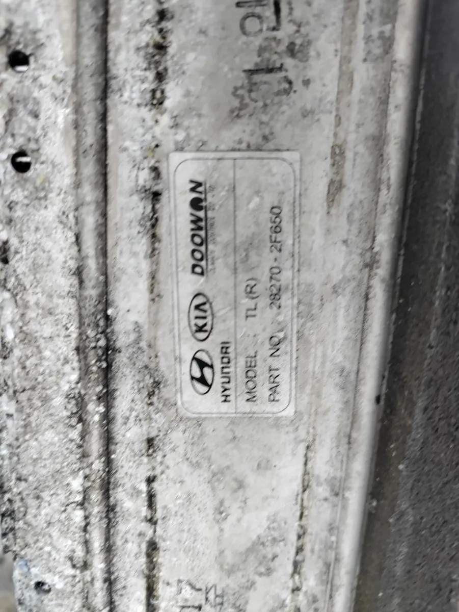 Intercooler and Radiator. Tucson - Image 2