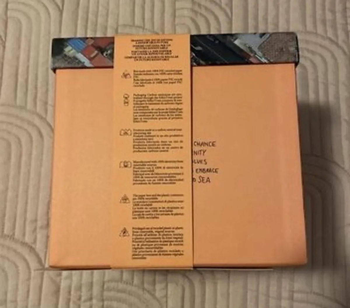 BNWT Davines The Contemplative Box for all hair ty - Image 4