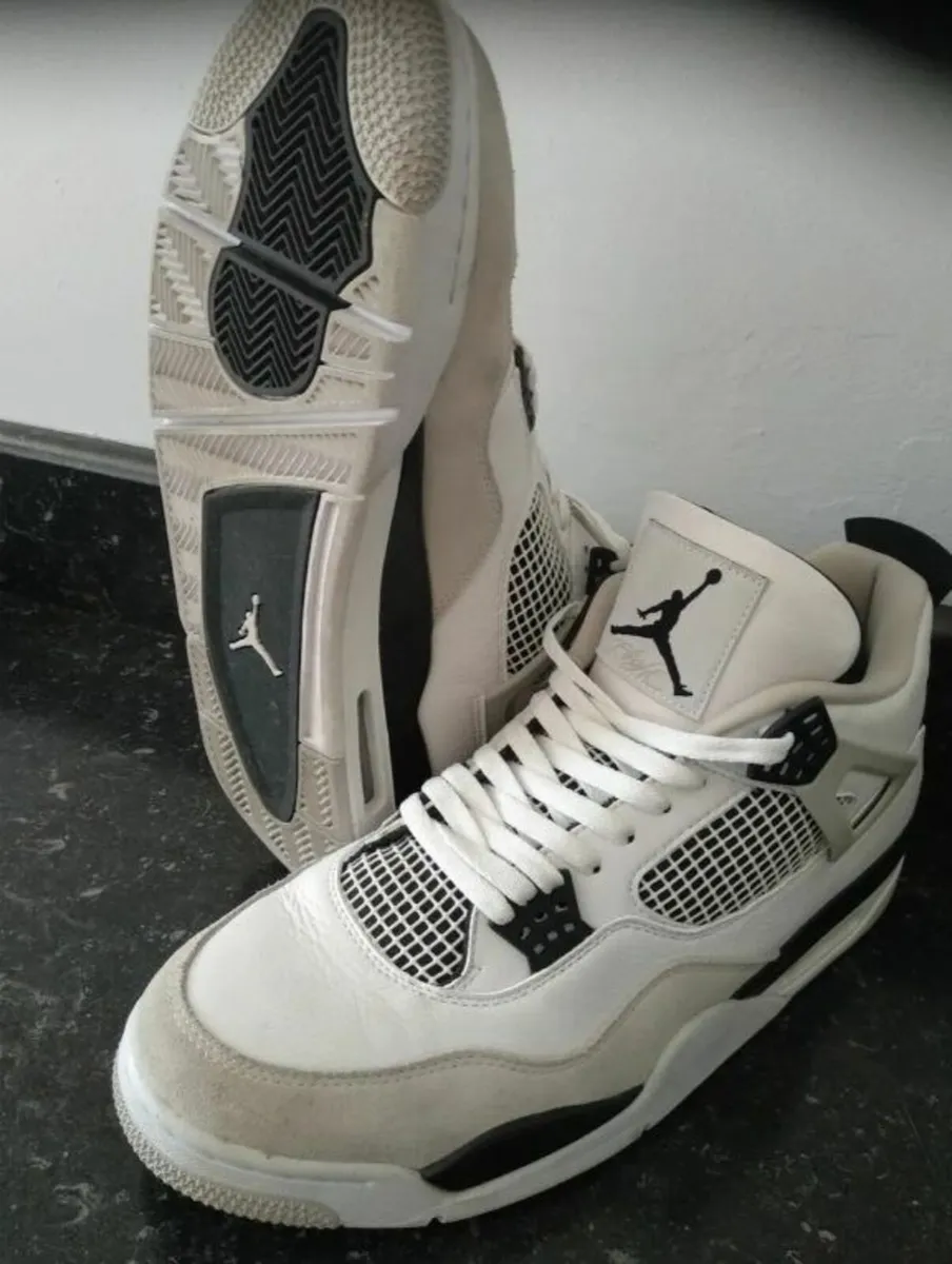 Mens Trainers - Image 1