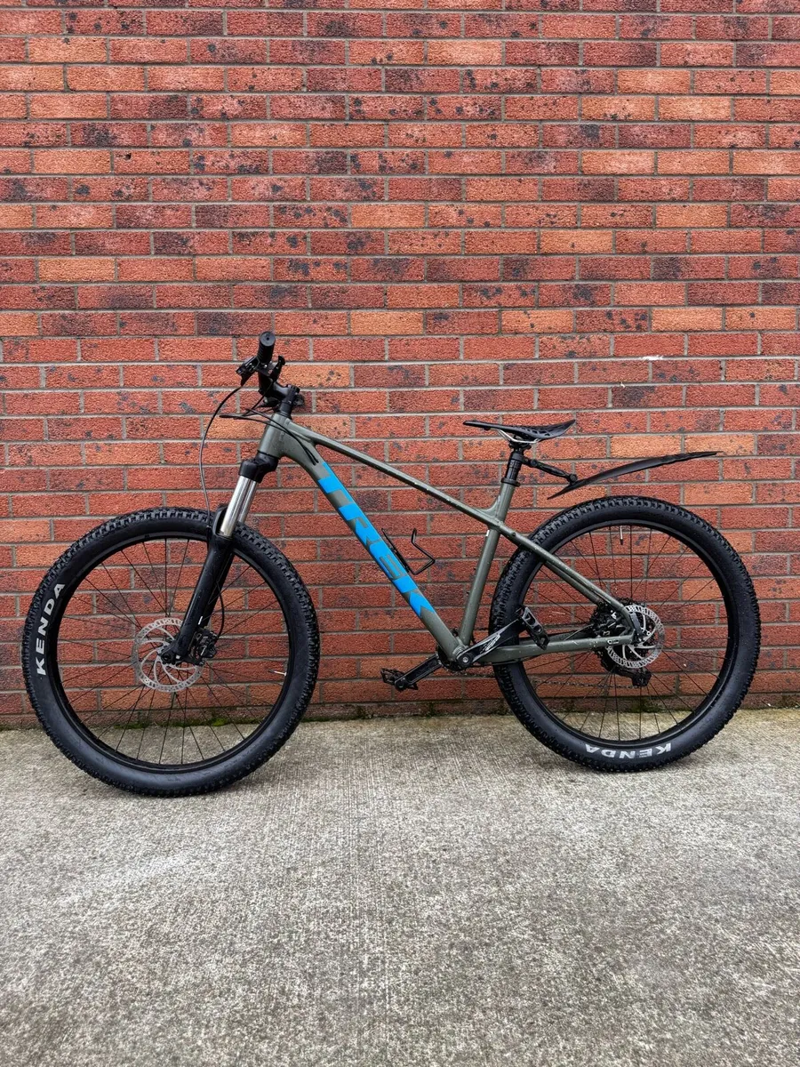 Trek Roscoe 6 MTB - Image 1