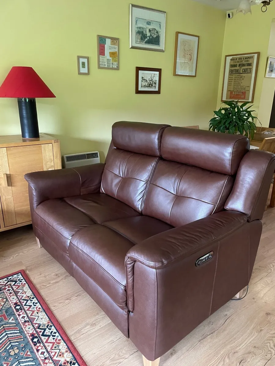 Three Piece Leather Suite - Image 2