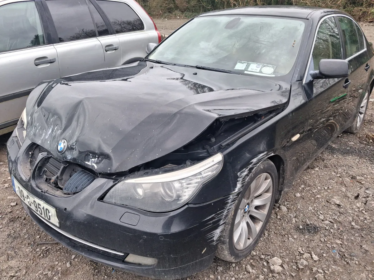 2009 BMW e60 520D parts - Image 2