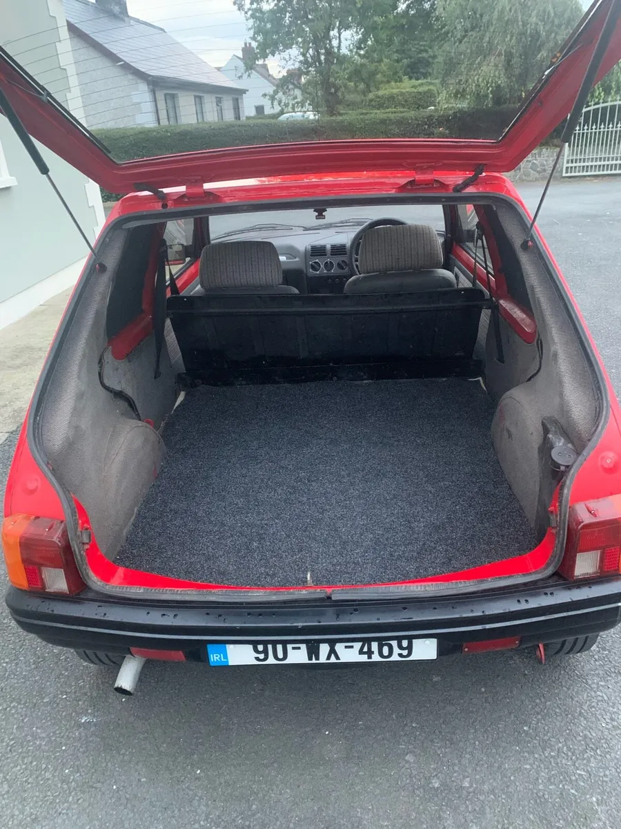 Peugeot 205 van - Image 4