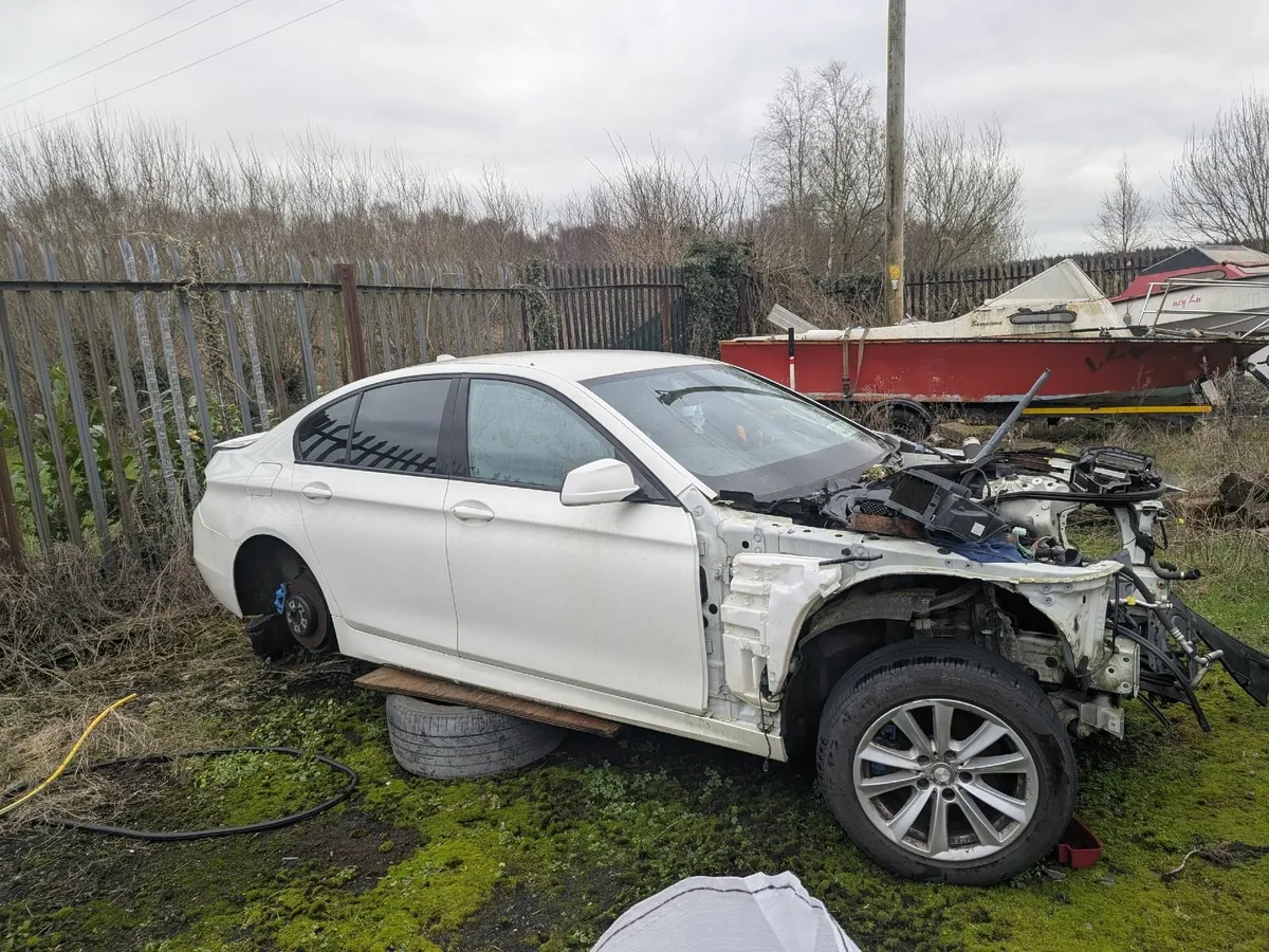 Bmw F10 for parts - Image 2