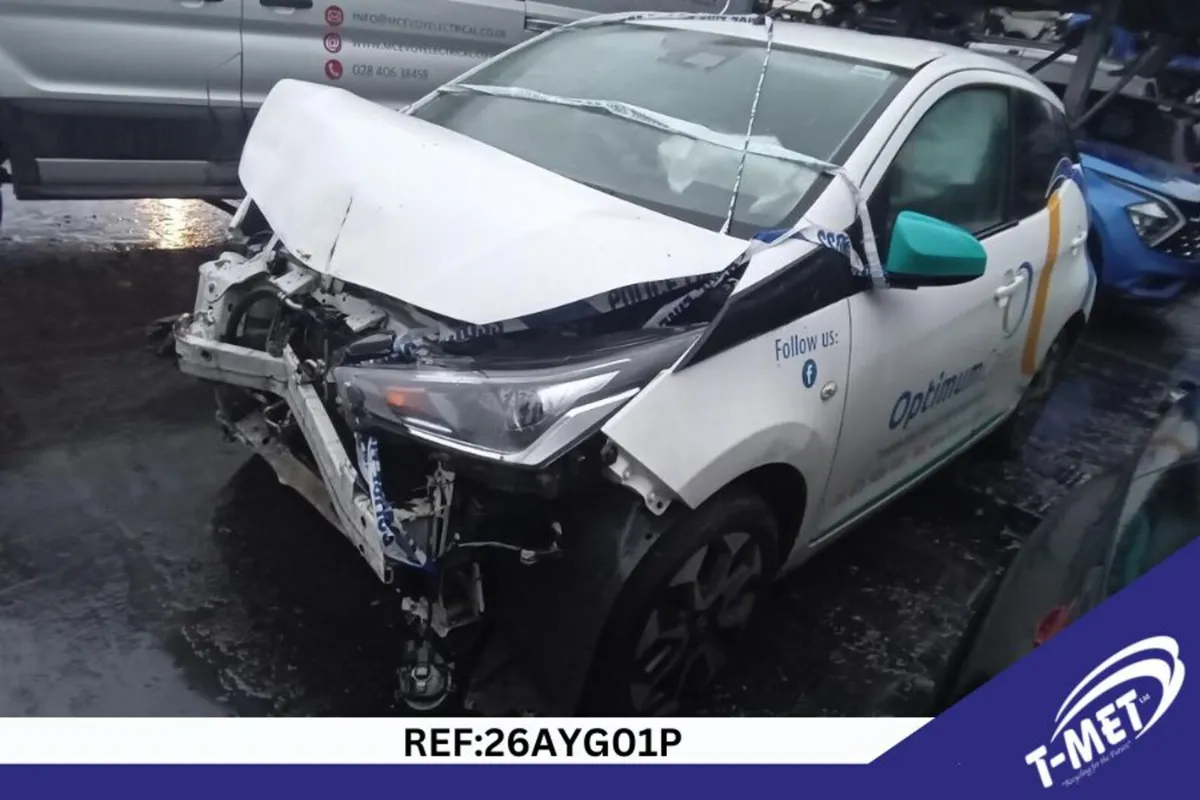 2020 TOYOTA AYGO BREAKING FOR PARTS - Image 4