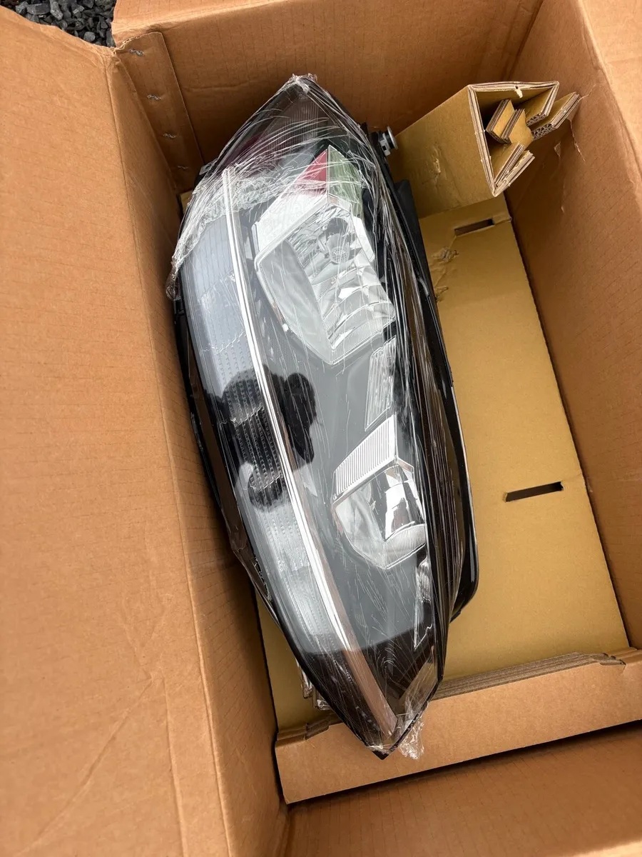 Light for mk 7 golf - Image 3