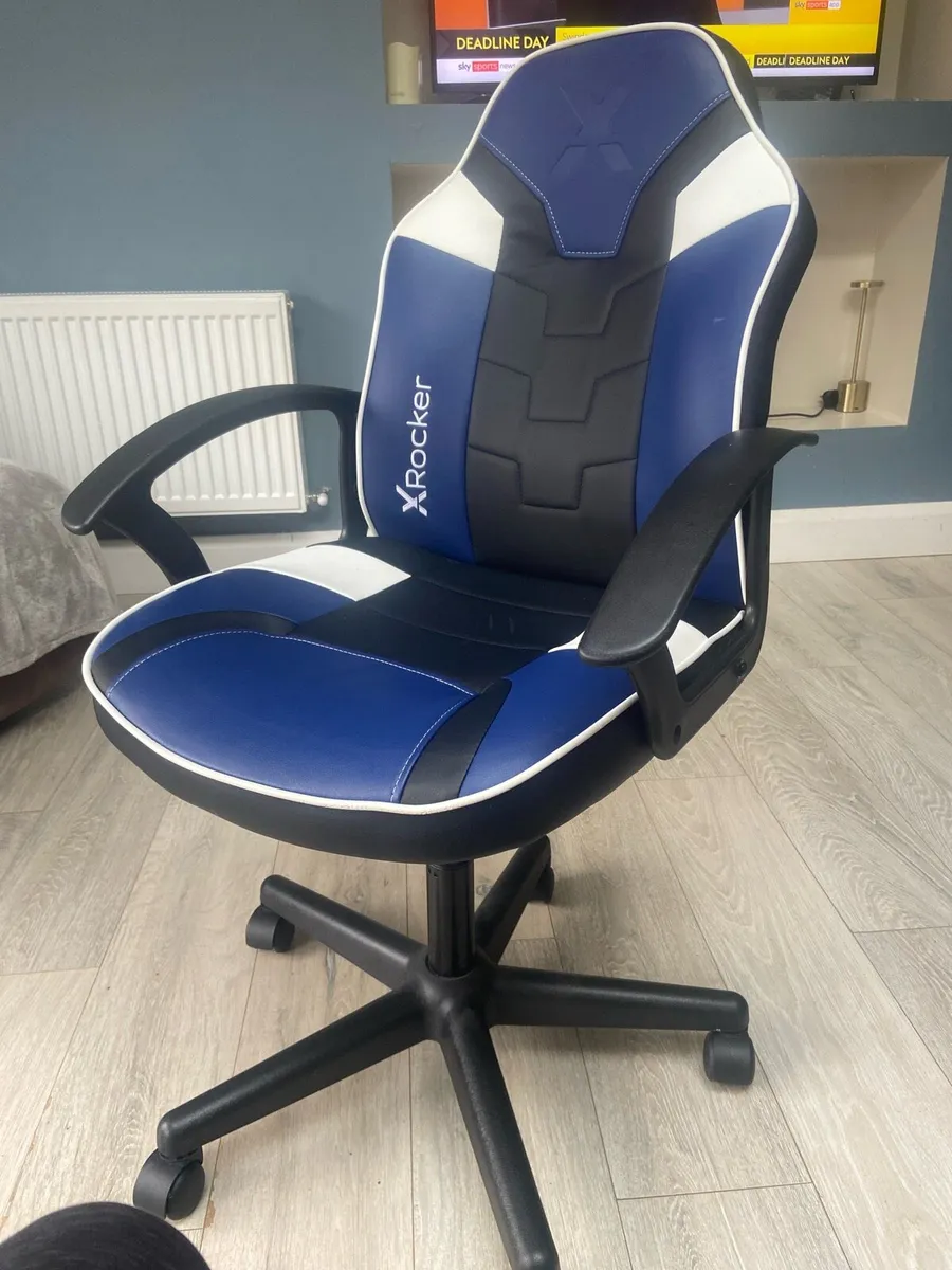Gaming chair - Image 1