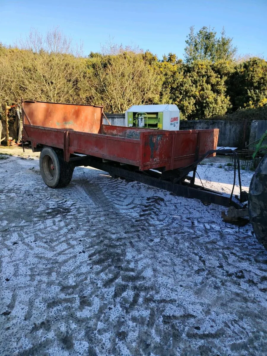 Tipping trailer - Image 2