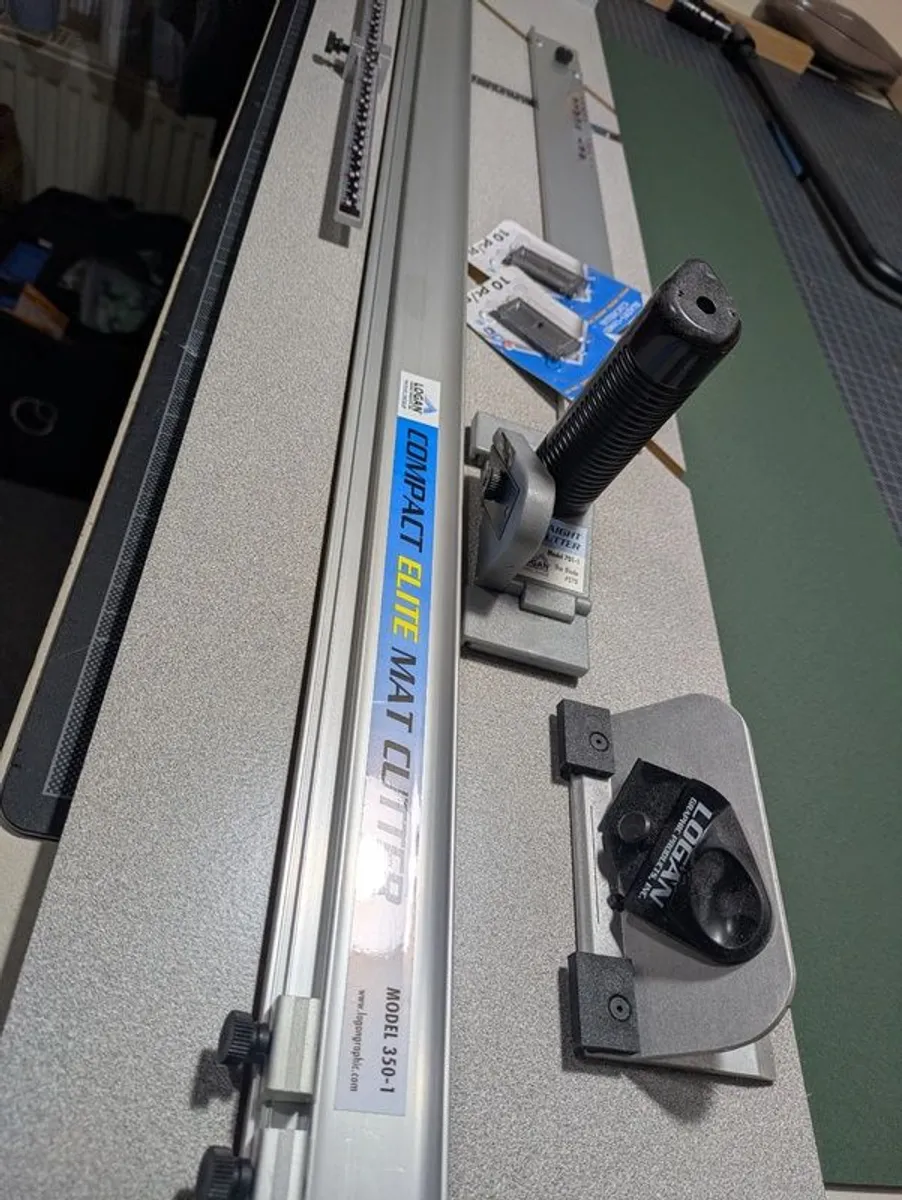 Logan Compact Elite Mat Cutter 350-1 - Image 1