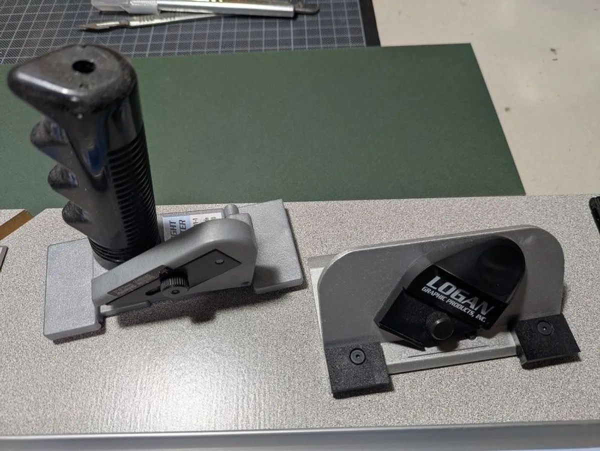 Logan Compact Elite Mat Cutter 350-1 - Image 2